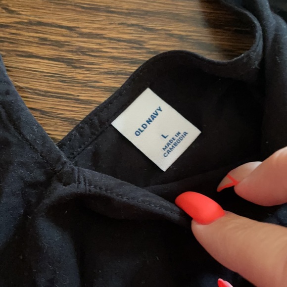 Old Navy V neck Mini - Picture 4 of 4